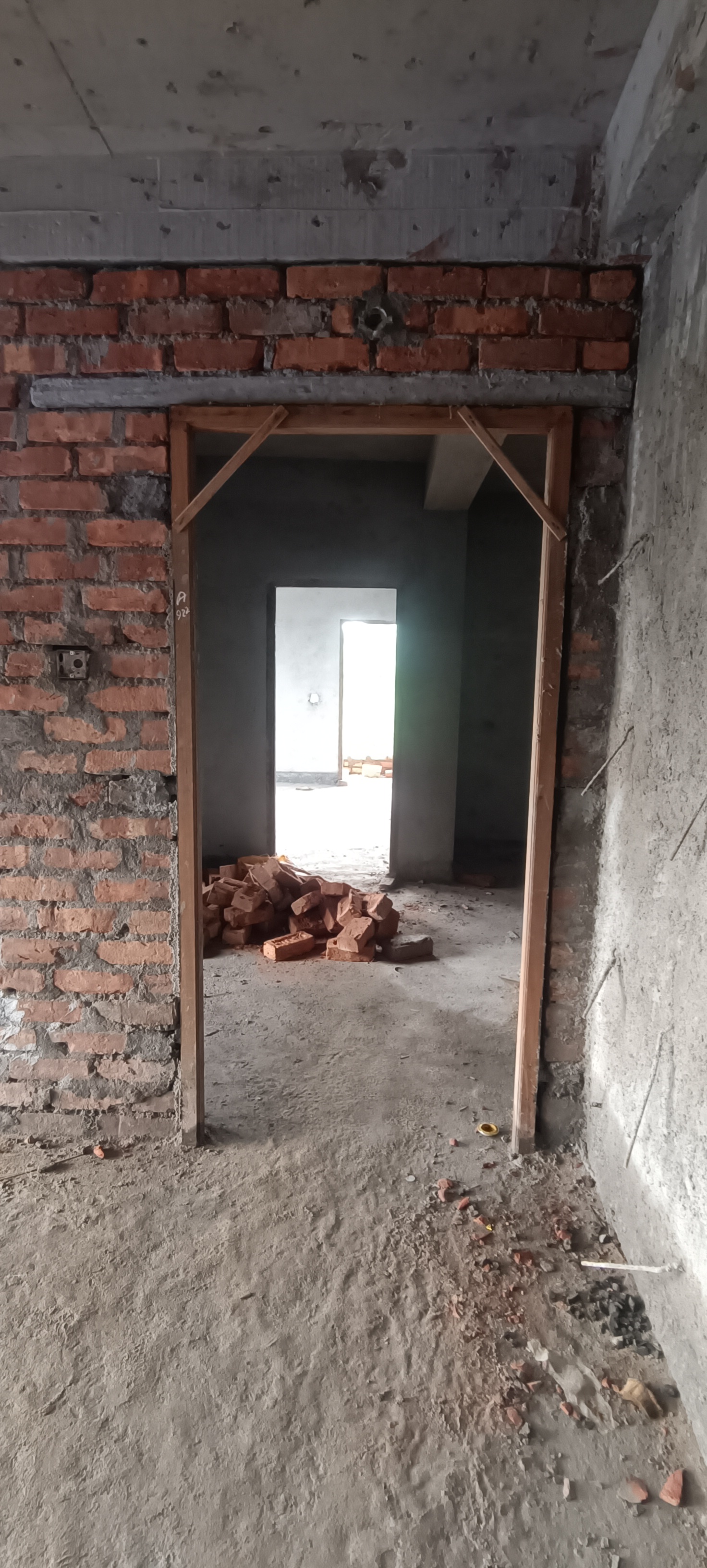 for-sale-2-bhk-flat-apartment-at-bablatala1748411146