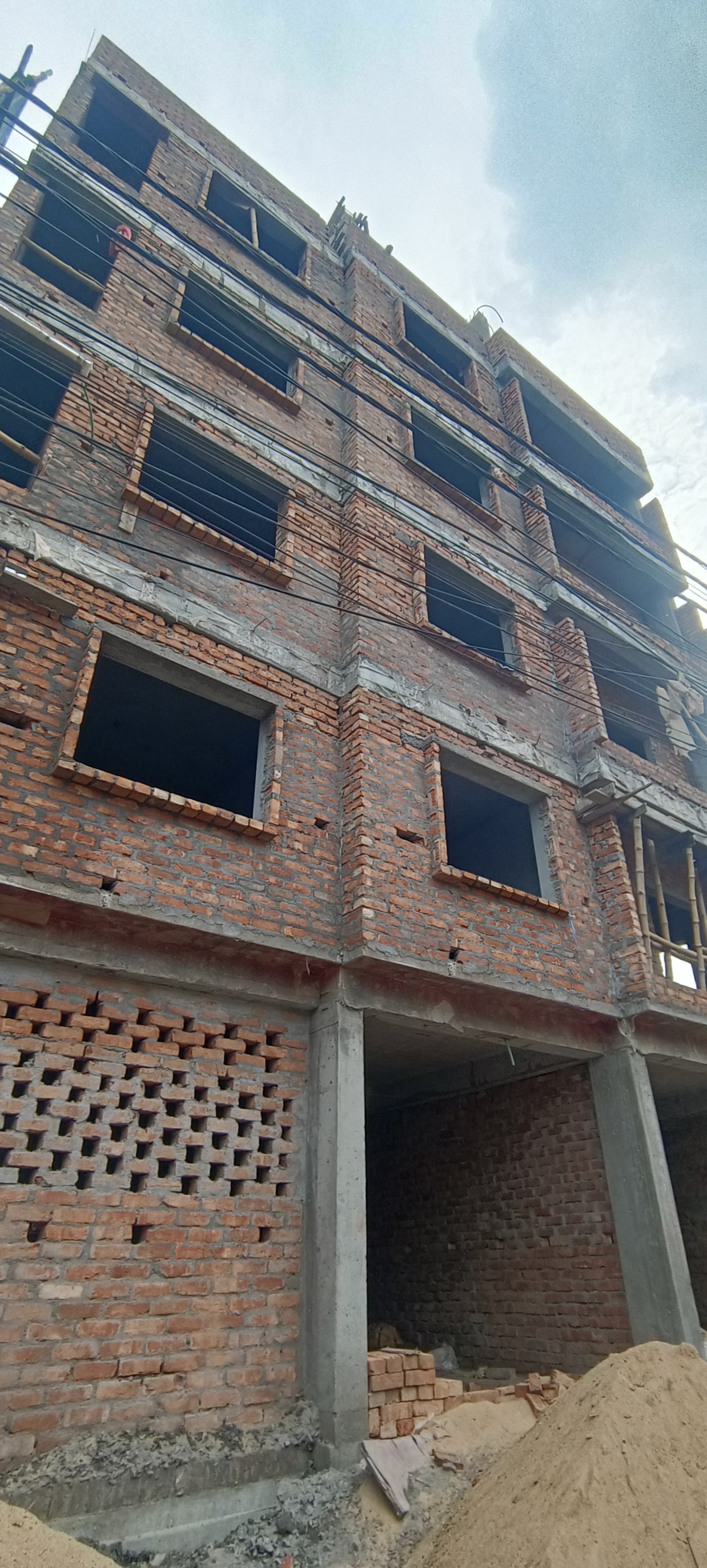 for-sale-2-bhk-flat-apartment-at-bablatala1748412609