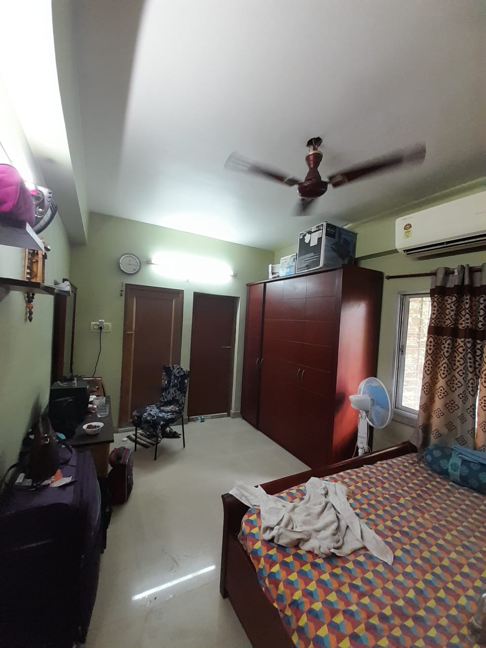 for-sale-2-bhk-flat-semi-complex-at-kaikhali1748780093