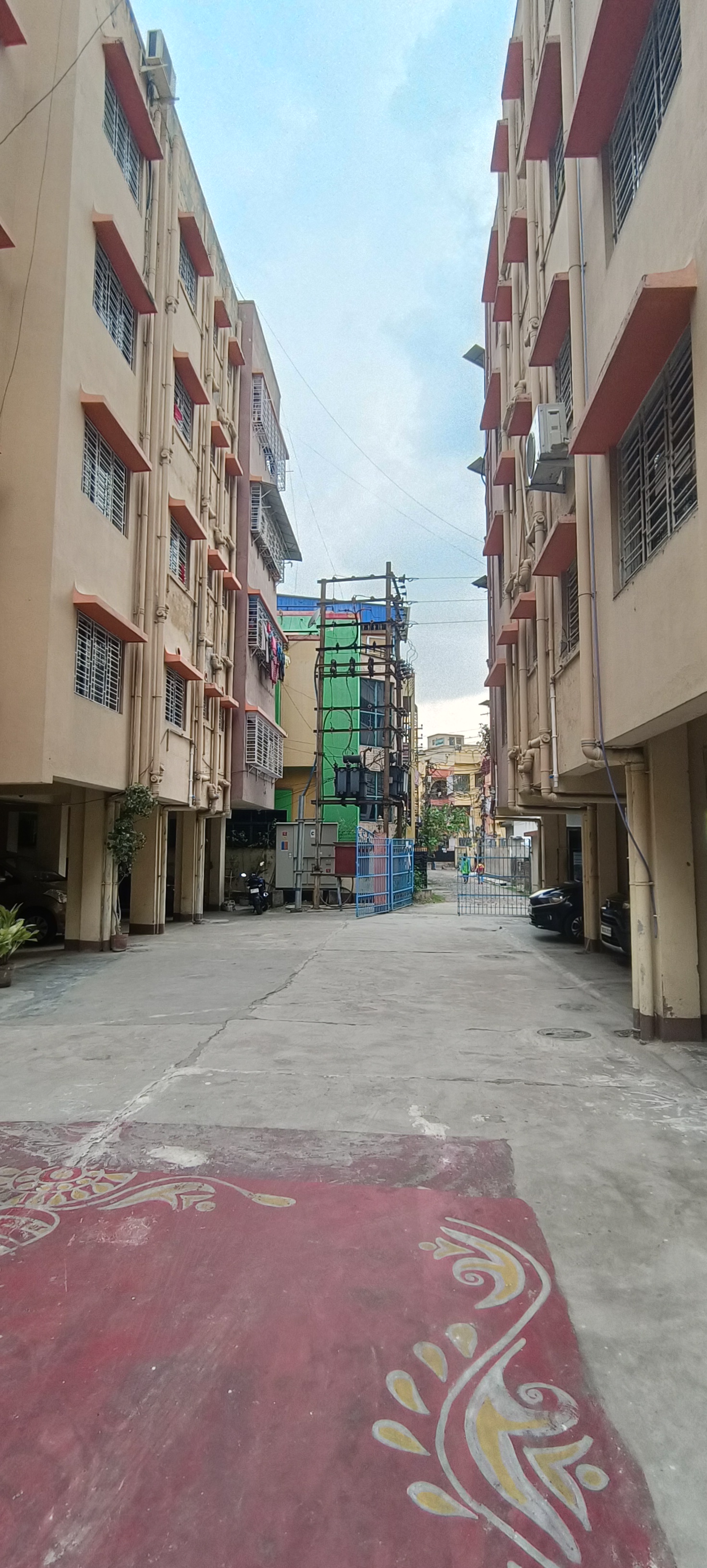 for-sale-3-bhk-flat-semi-complex-at-dashdrone1748949750