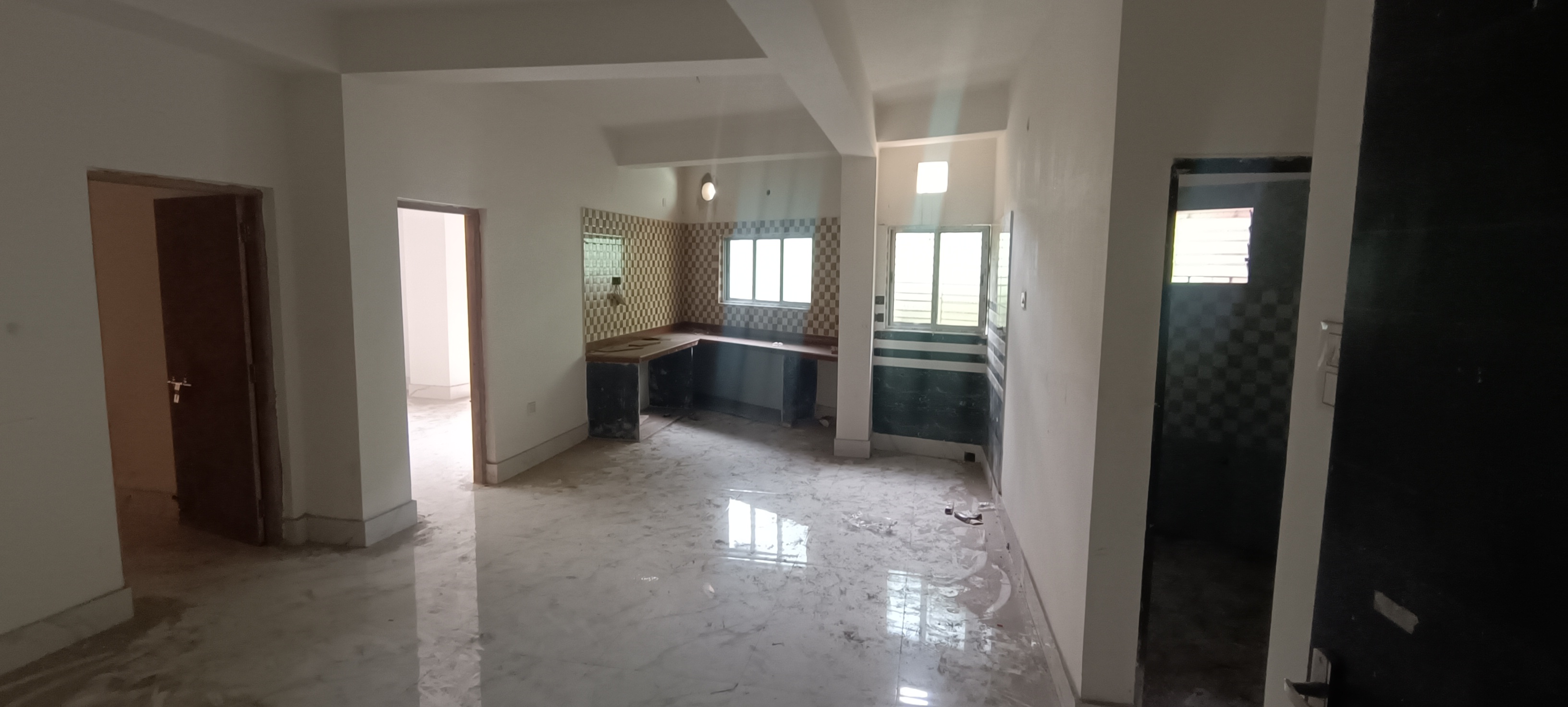 for-sale-3-bhk-flat-apartment-at-airport1755694450