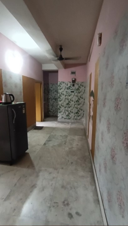 for-sale-2-bhk-flat-apartment-at-kaikhali1757168083