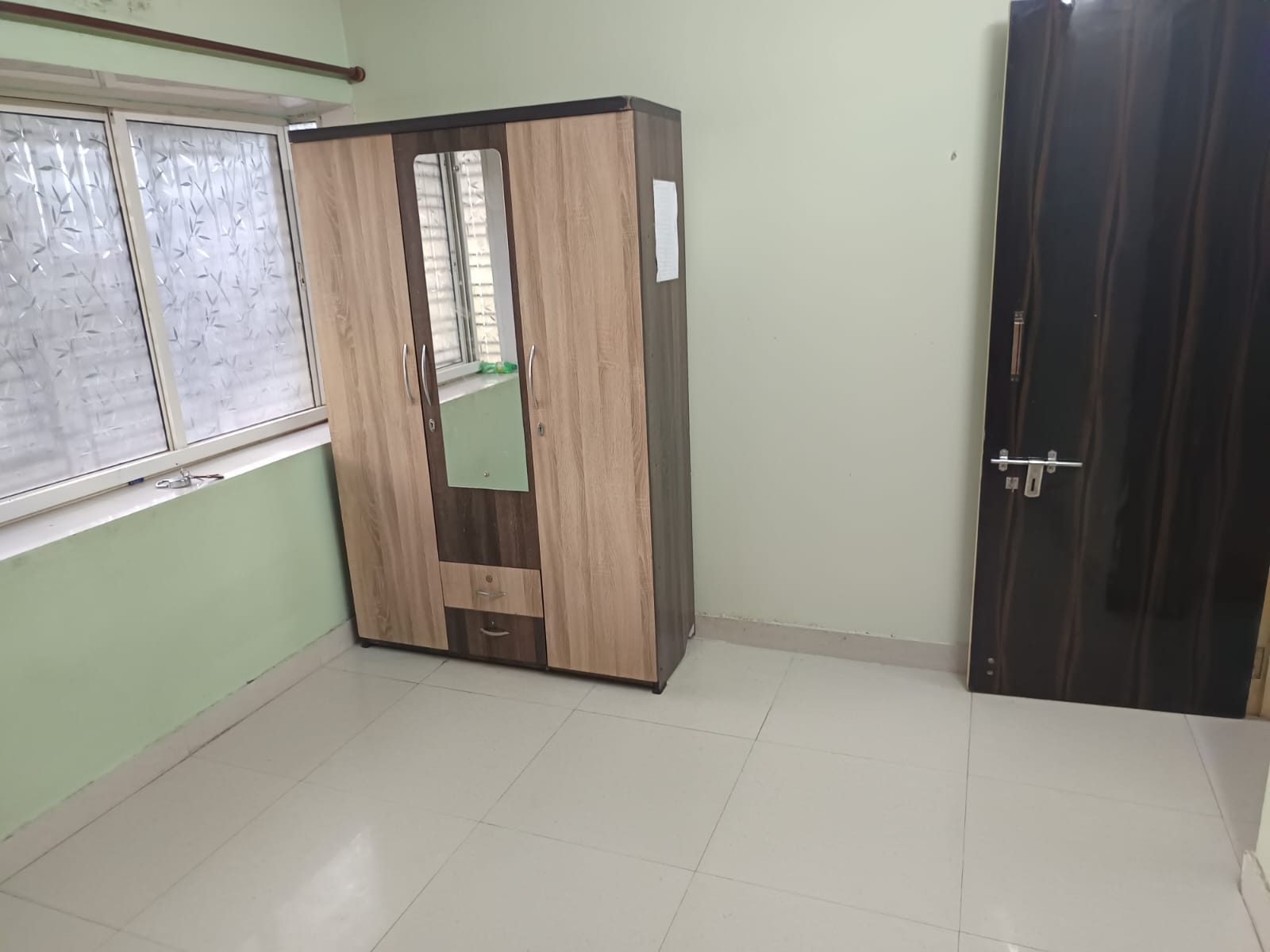 for-rent-2-bhk-flat-complex-at-haldiram1757503295