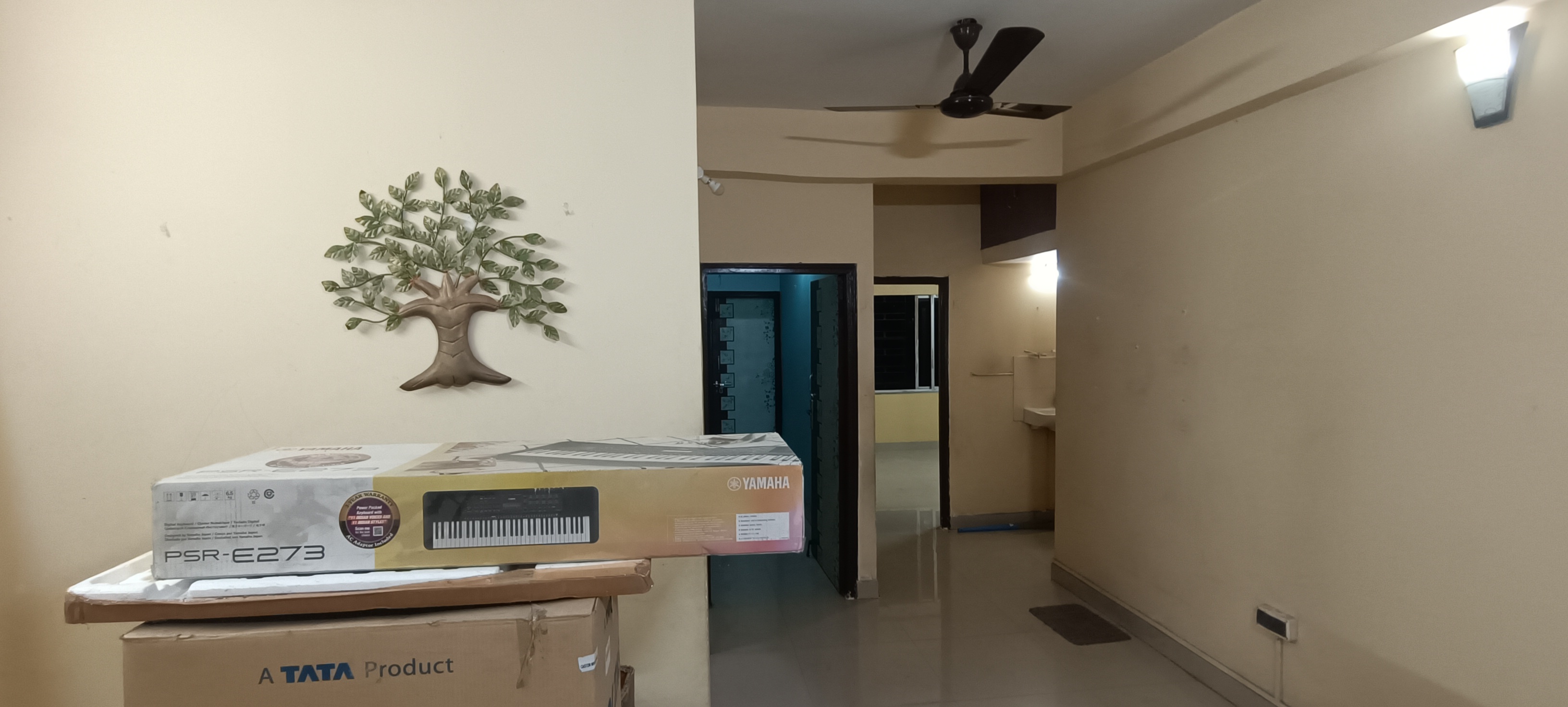 for-sale-2-bhk-flat-semi-complex-at-kaikhali1761717892