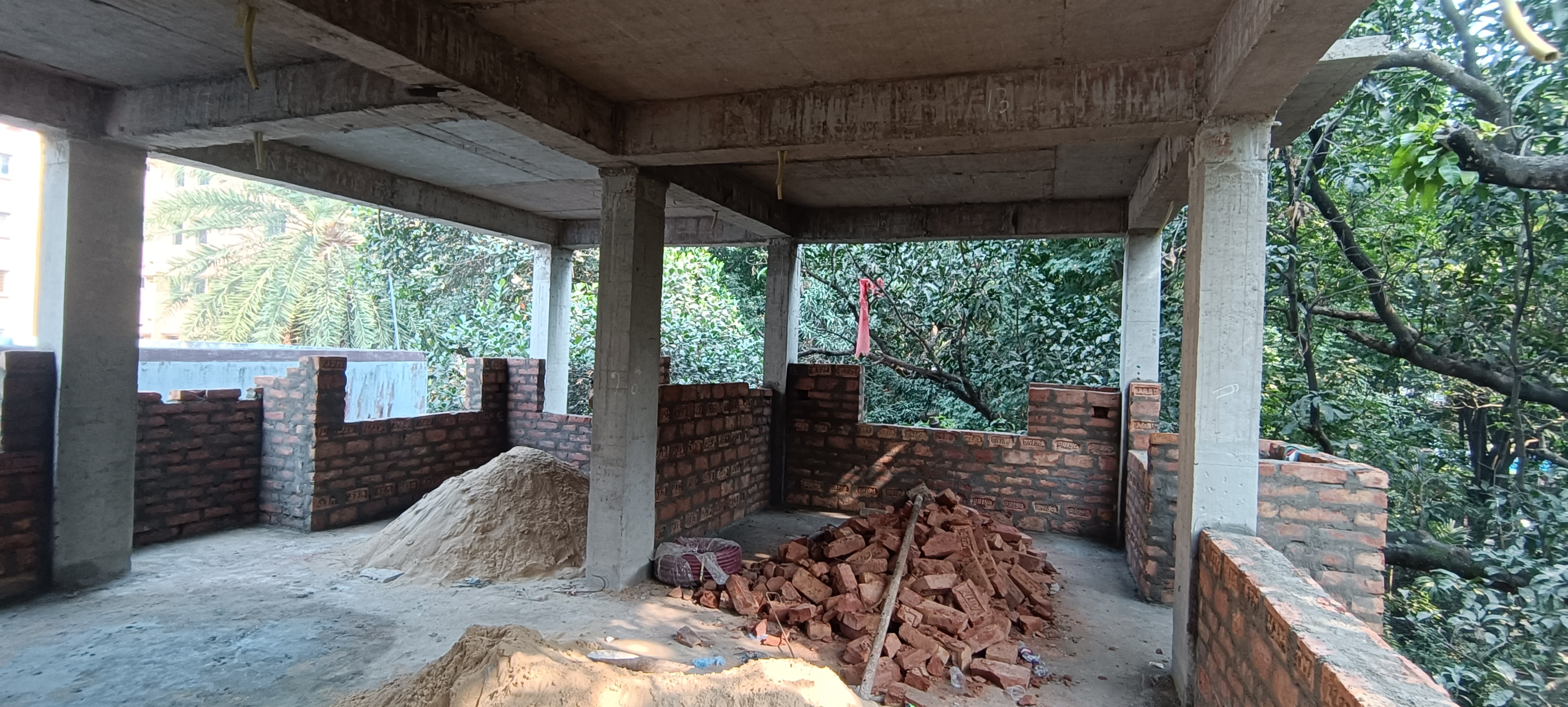 for-sale-3-bhk-flat-apartment-at-chinarpark1766495638