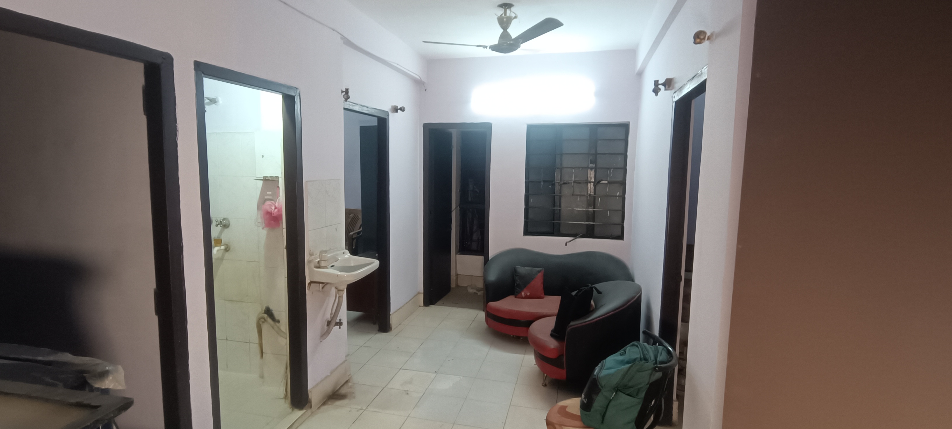 for-rent-2-bhk-flat-semi-complex-at-kaikhali1772868696