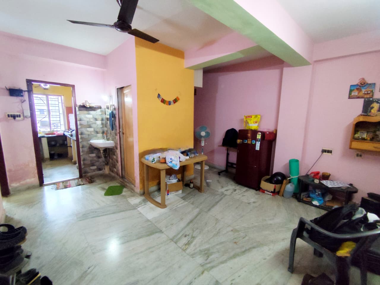 for-rent-2-bhk-flat-semi-complex-at-kaikhali1777975194