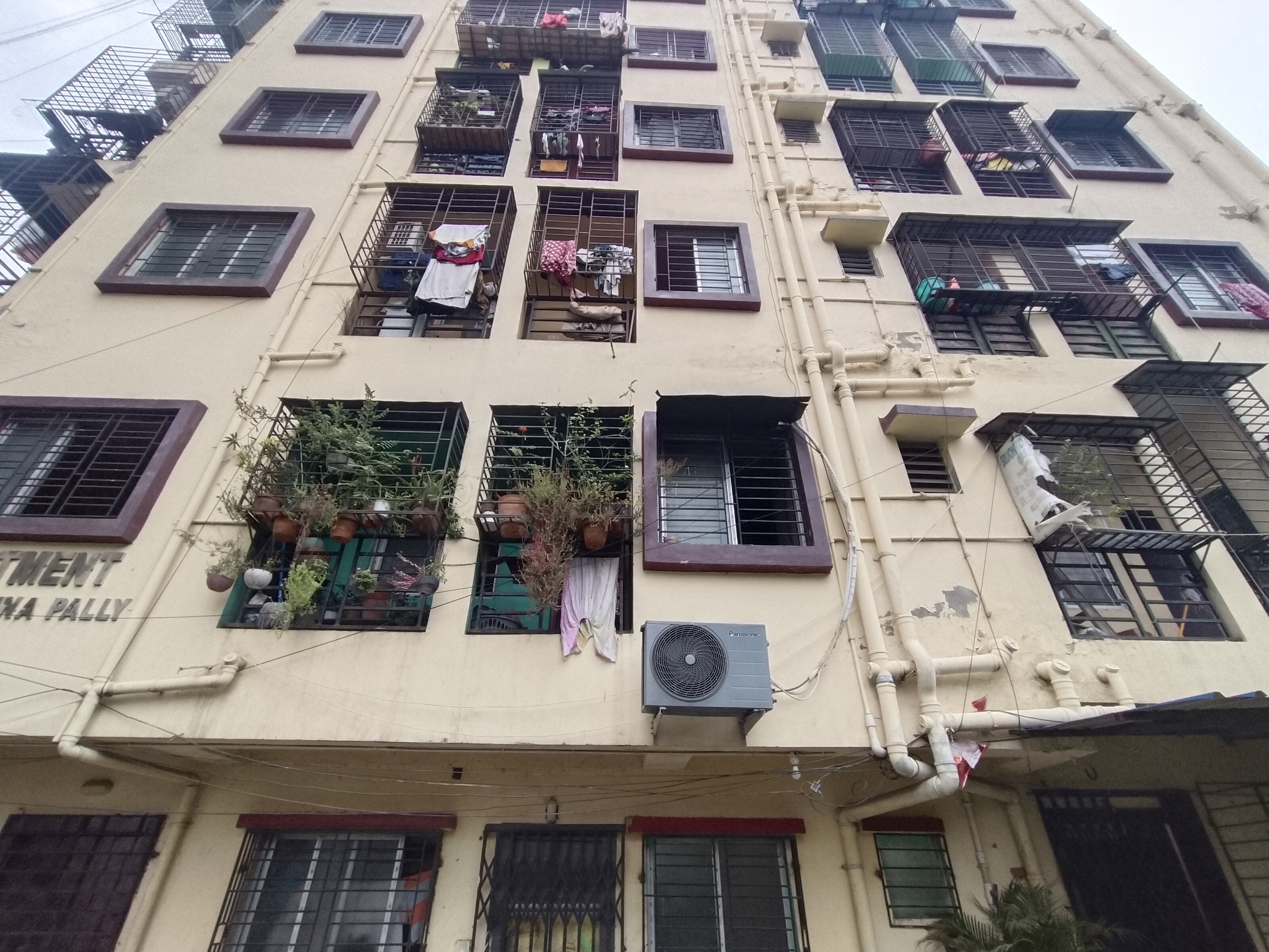 for-rent-2-bhk-flat-apartment-at-kaikhali1781010362