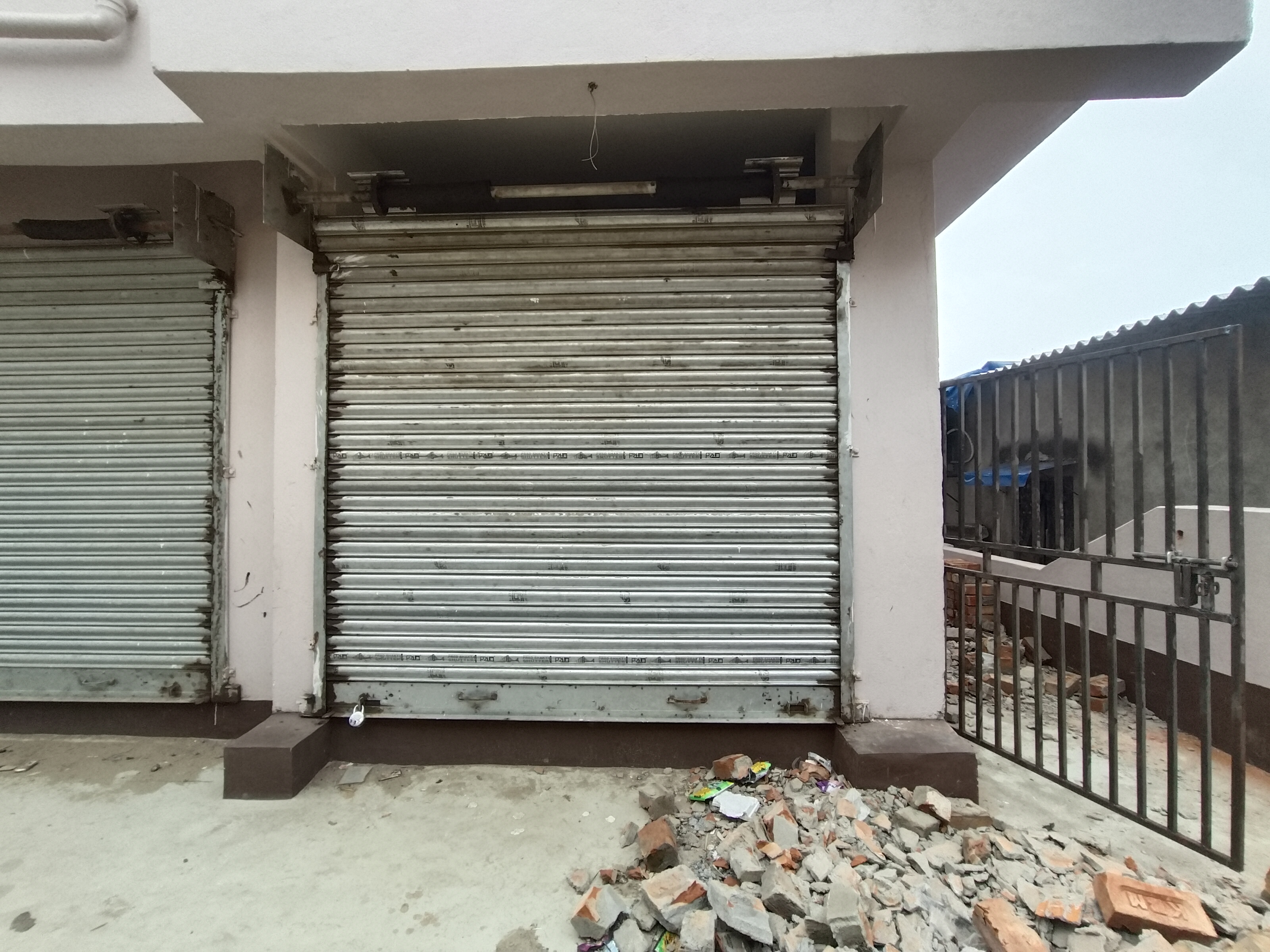 commercial-shop-for-sale-at-newtown1781534350