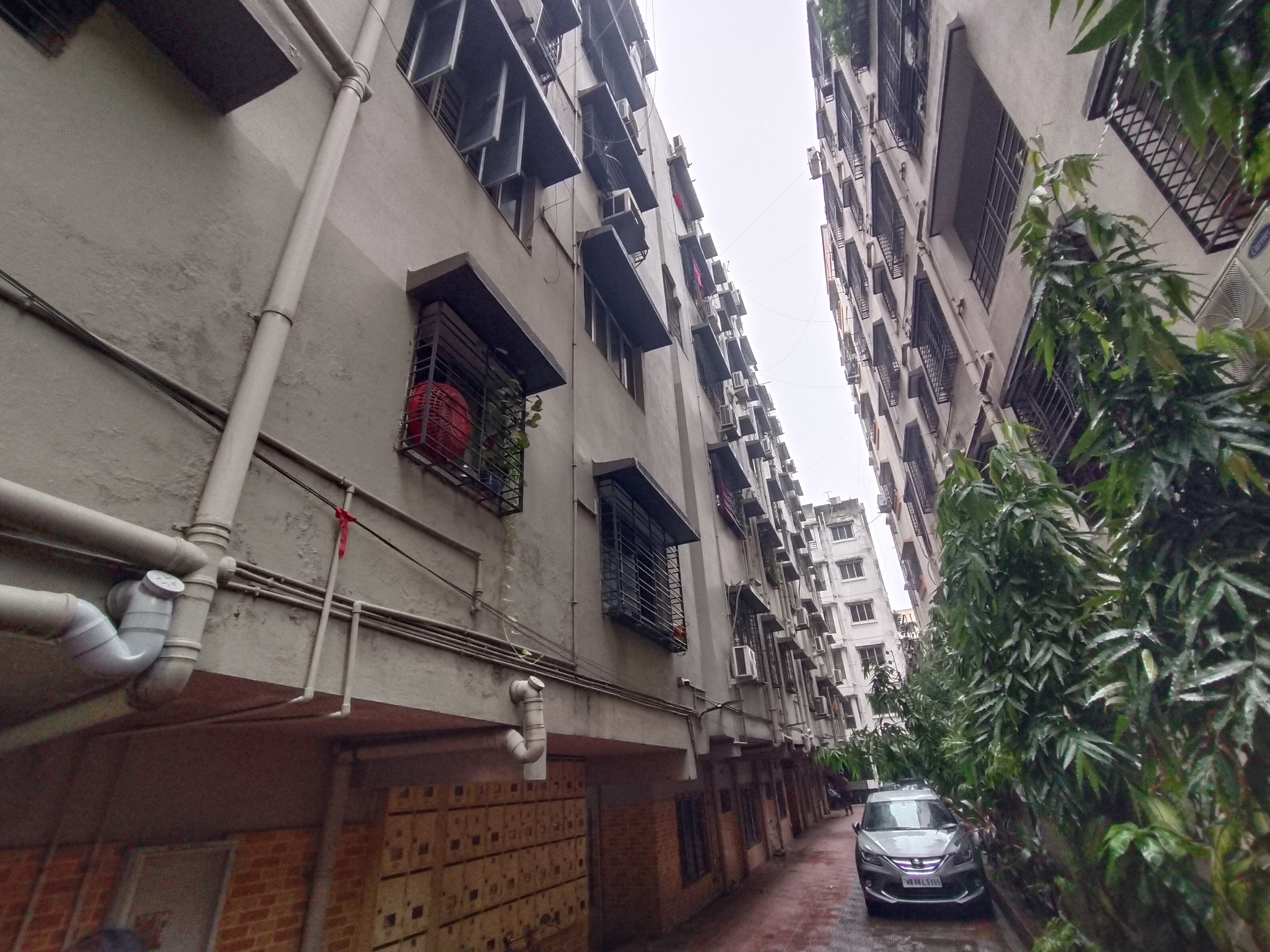for-sale-3-bhk-flat-semi-complex-at-haldiram1785415595