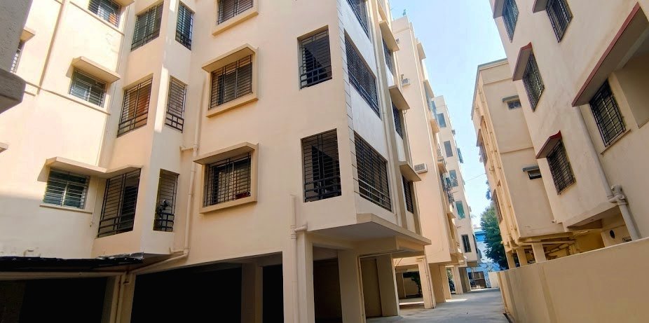for-sale-2-bhk-flat-semi-complex-at-kaikhali1790078507